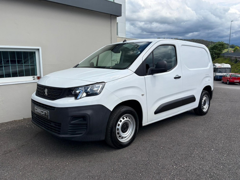 Peugeot Partner Premium BlueHDI