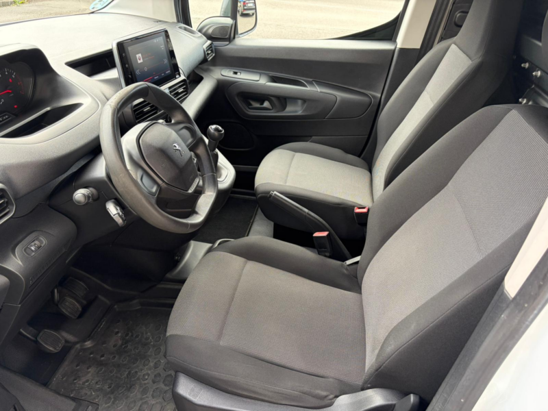 Peugeot Partner Premium BlueHDI