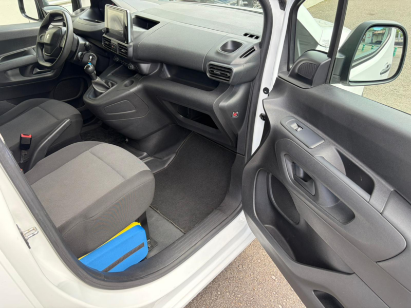 Peugeot Partner Premium BlueHDI