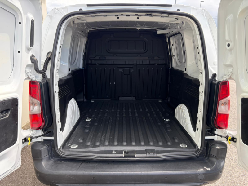 Peugeot Partner Premium BlueHDI