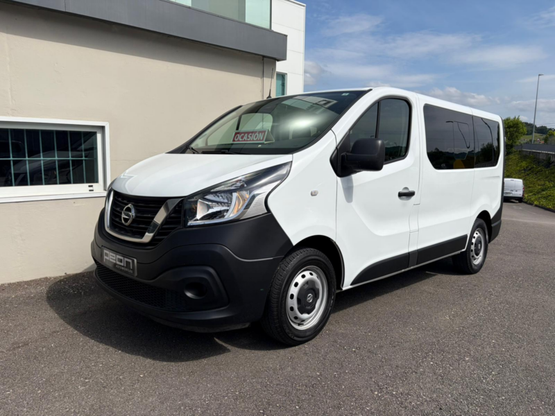 Nissan NV300 Combi 6 2.0 DCI