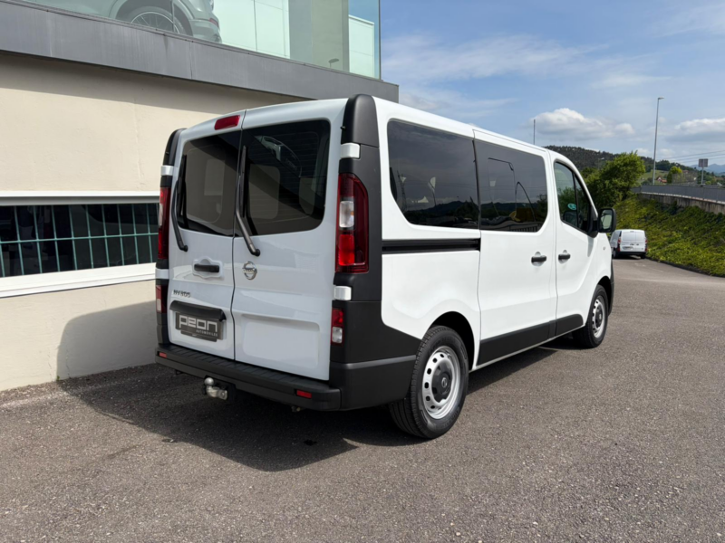 Nissan NV300 Combi 6 2.0 DCI