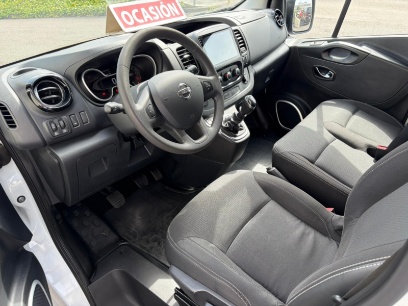 Nissan NV300 Combi 6 2.0 DCI