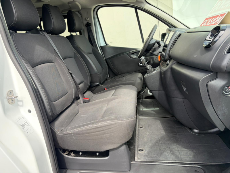 Nissan NV300 Combi 6 2.0 DCI