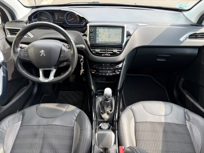 Peugeot 2008 BlueHDI Allure