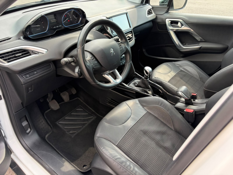 Peugeot 2008 BlueHDI Allure