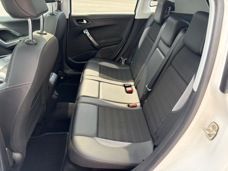 Peugeot 2008 BlueHDI Allure