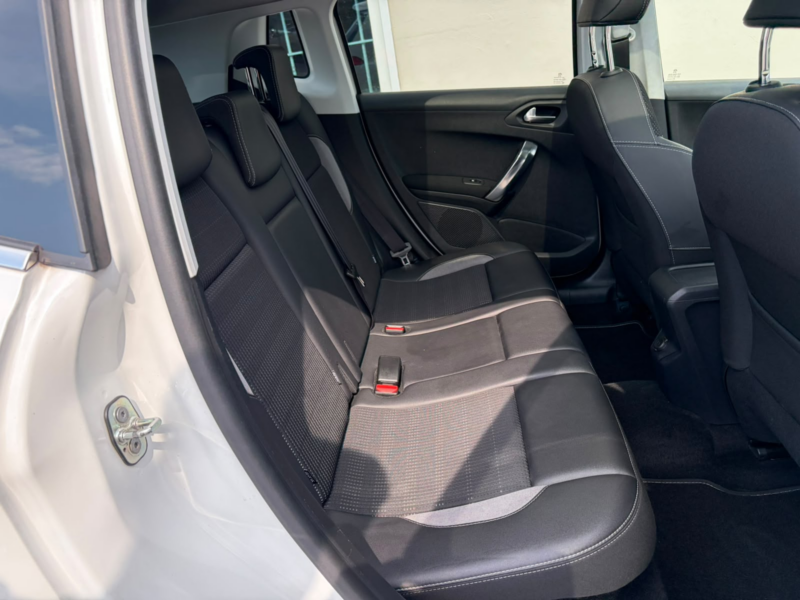 Peugeot 2008 BlueHDI Allure