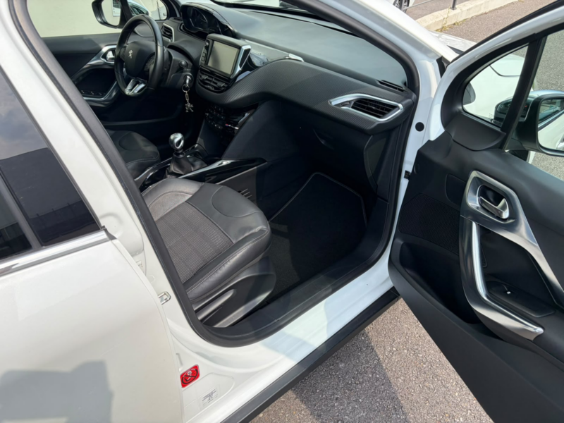 Peugeot 2008 BlueHDI Allure