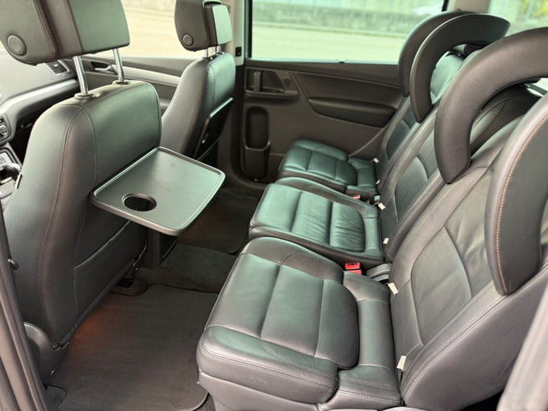 Volkswagen Sharan 2.0 TDI DSG 7 Plazas