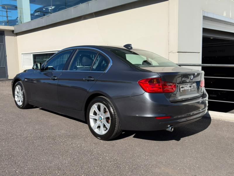 BMW 320dA Berlina