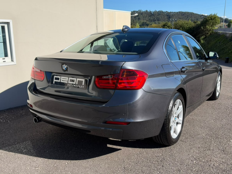 BMW 320dA Berlina