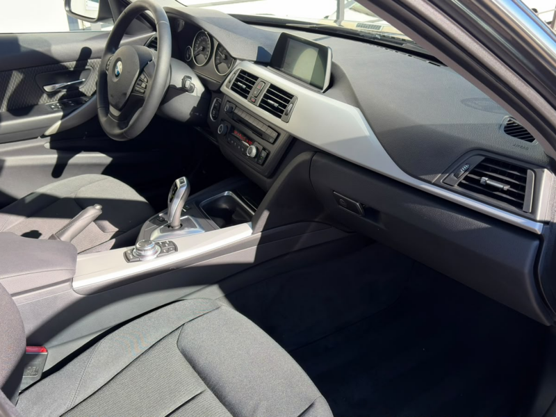BMW 320dA Berlina