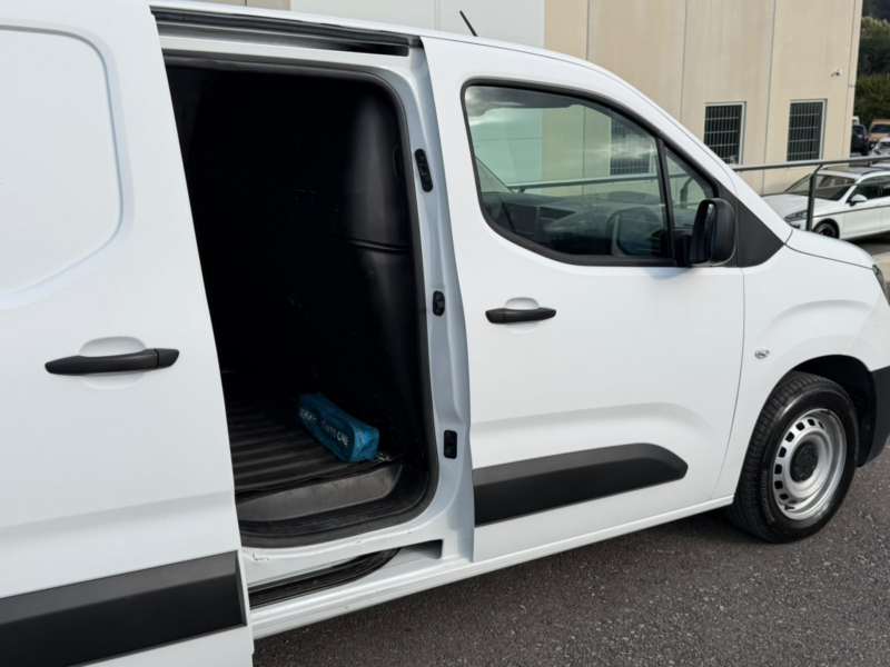 Toyota Proace City 1.5D Median
