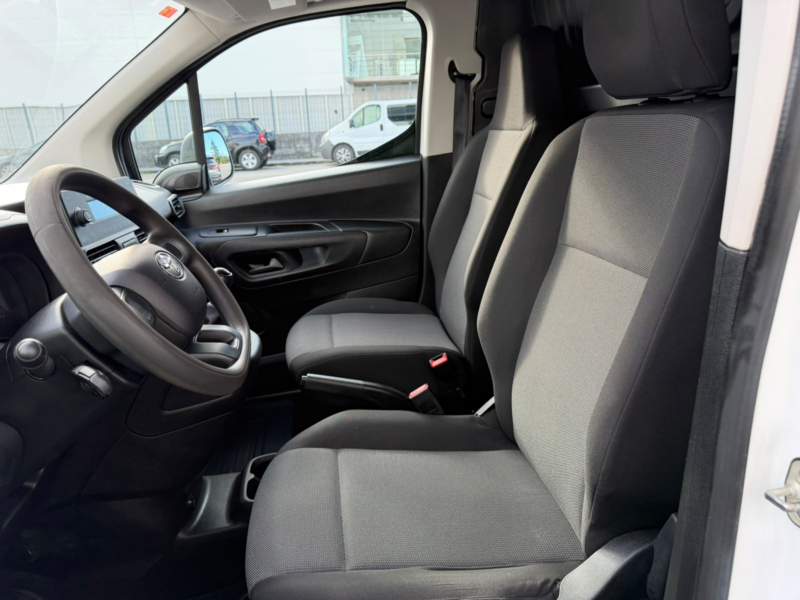 Toyota Proace City 1.5D Median