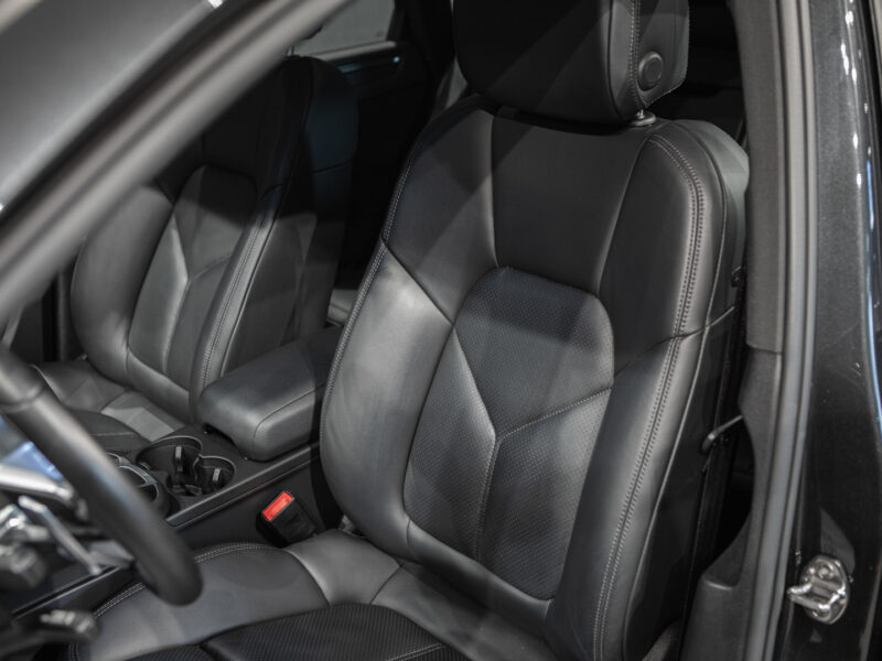 Porsche Macan T