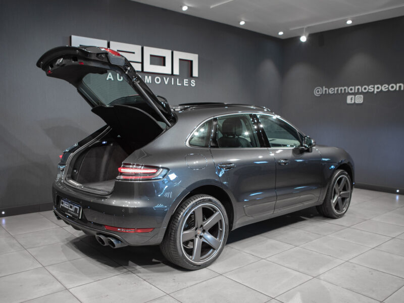 Porsche Macan T