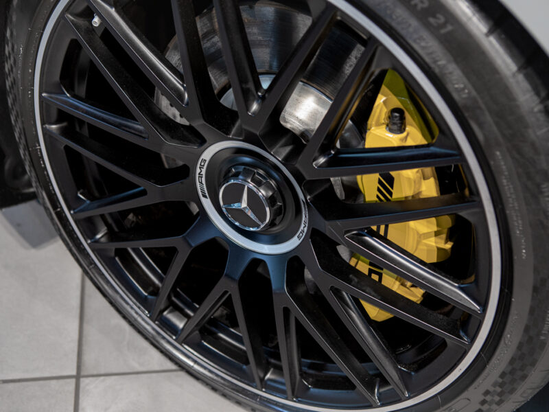 Mercedes-Benz SL 63 AMG