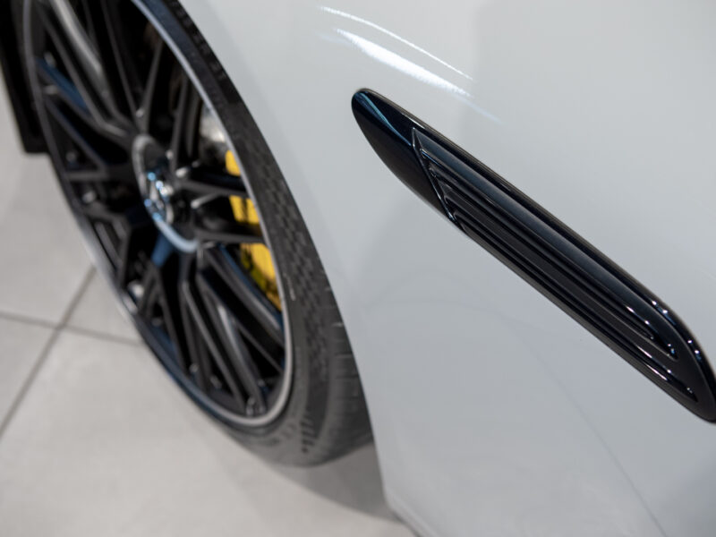 Mercedes-Benz SL 63 AMG