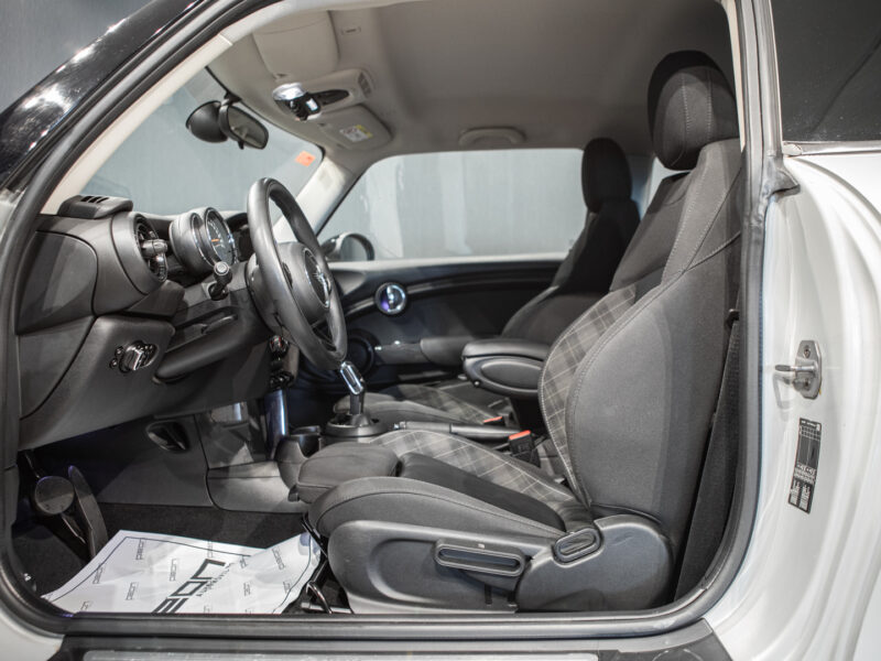 Mini Cooper 3p Aut