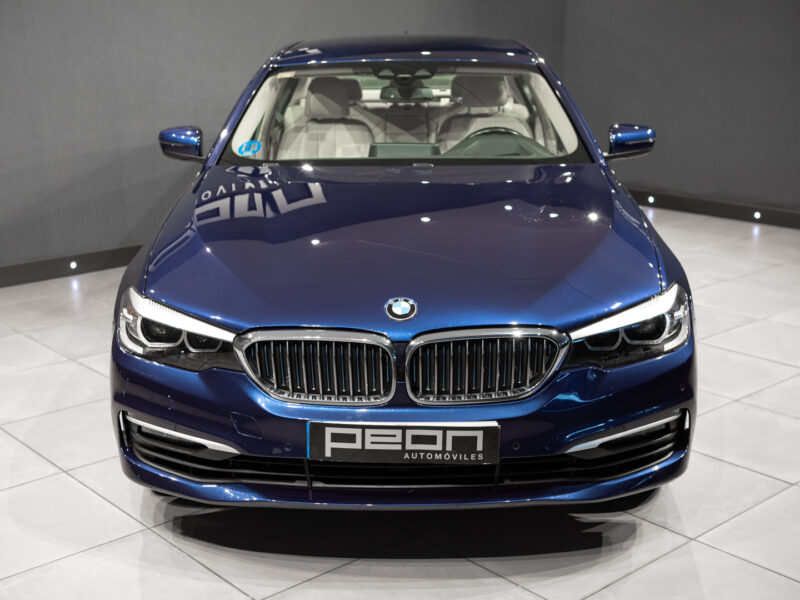 BMW 530eIPerformance Berlina