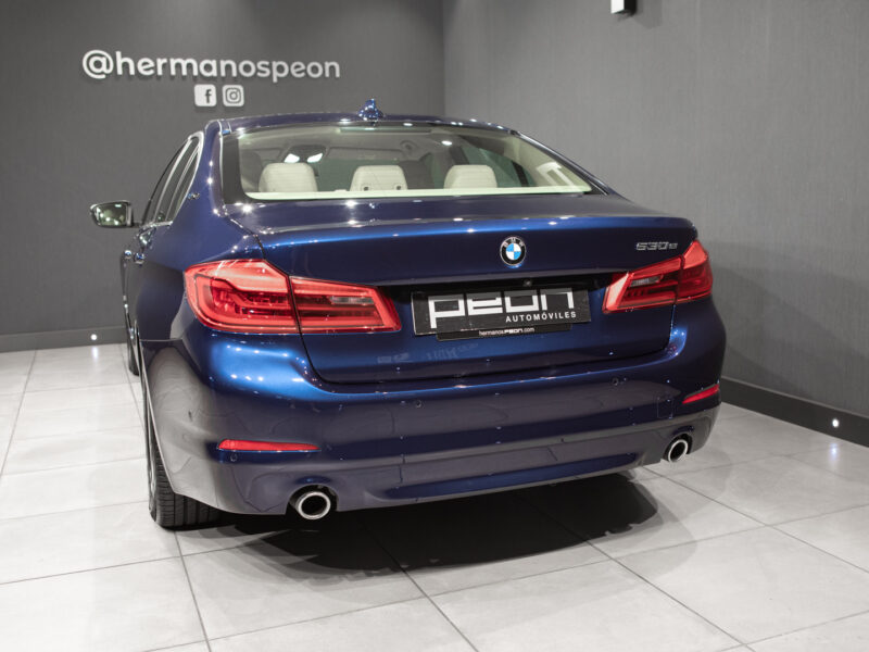 BMW 530eIPerformance Berlina