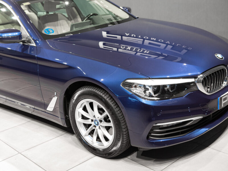 BMW 530eIPerformance Berlina