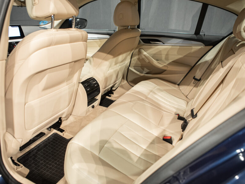 BMW 530eIPerformance Berlina