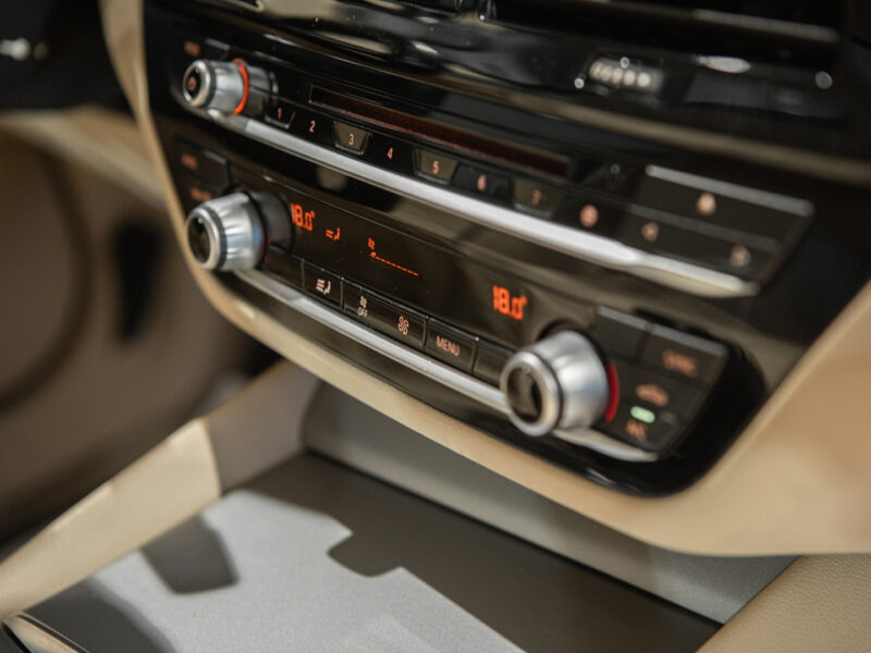 BMW 530eIPerformance Berlina