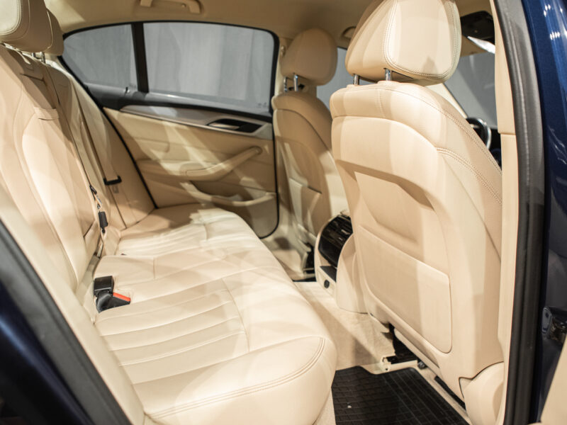 BMW 530eIPerformance Berlina