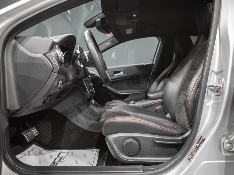 Mercedes-Benz A 200d 7G AMG