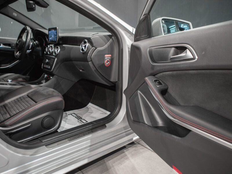 Mercedes-Benz A 200d 7G AMG