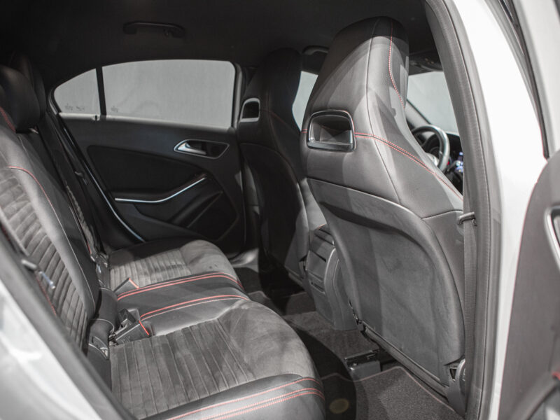 Mercedes-Benz A 200d 7G AMG