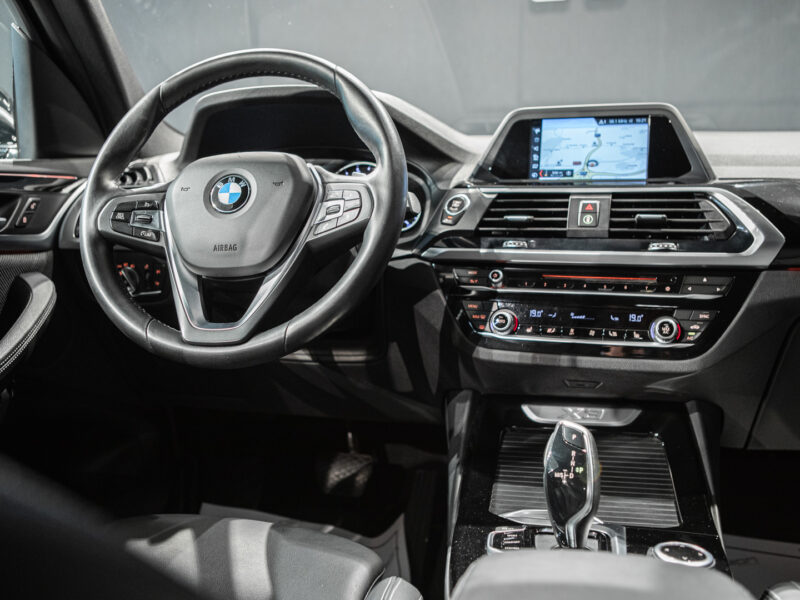BMW X3 xDrive 20dA X-Line