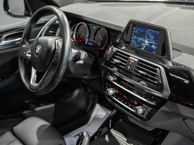 BMW X3 xDrive 20dA X-Line