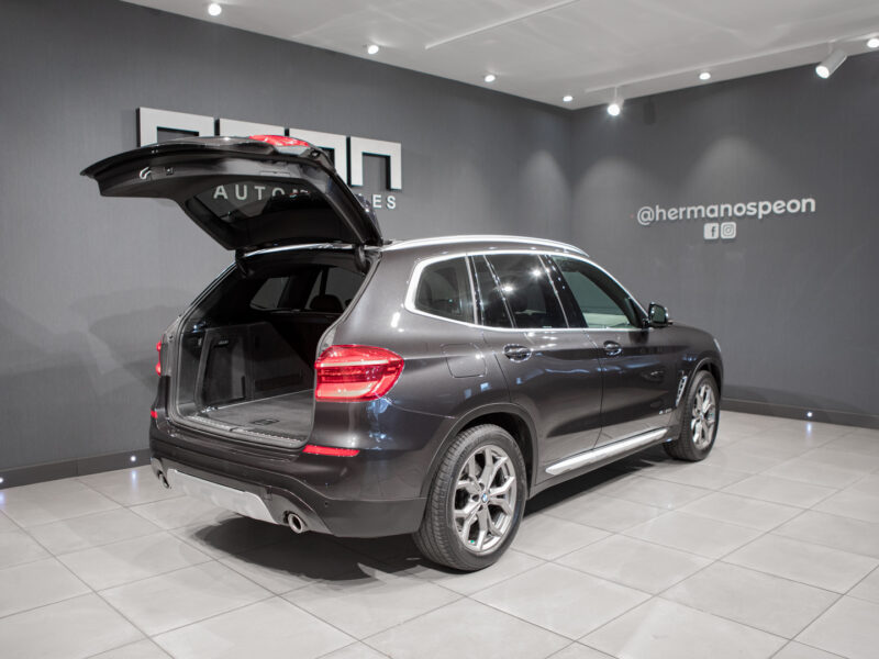BMW X3 xDrive 20dA X-Line