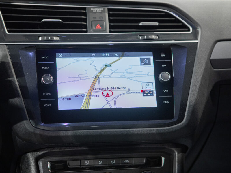 Volkswagen Tiguan 1.5 TSI DSG7 R-Line
