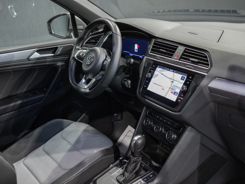 Volkswagen Tiguan 1.5 TSI DSG7 R-Line