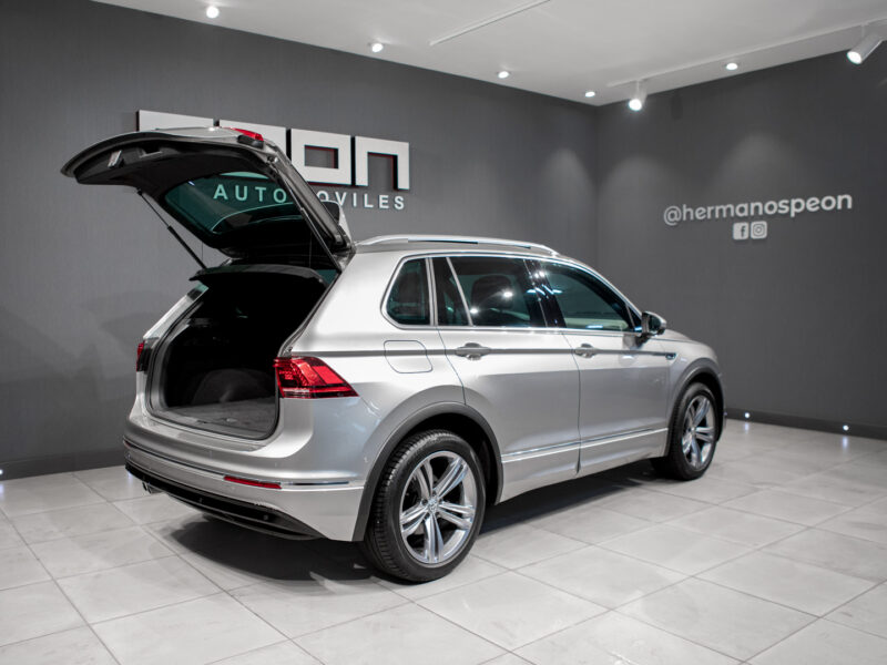 Volkswagen Tiguan 1.5 TSI DSG7 R-Line
