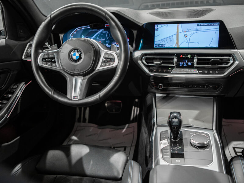 BMW 320dA xDrive Touring M-Sport