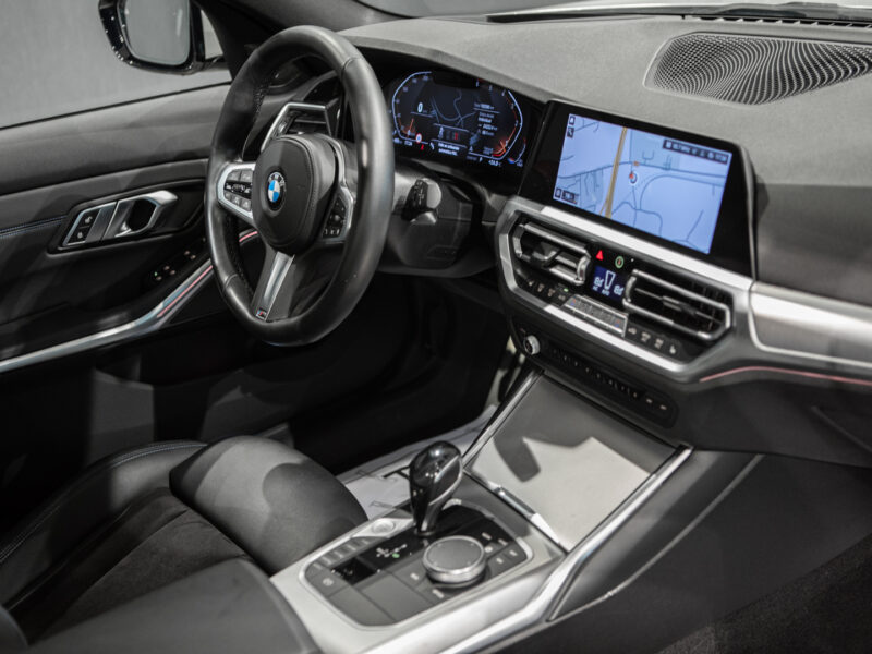 BMW 320dA xDrive Touring M-Sport