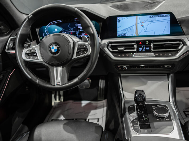 BMW 320dA xDrive Touring M-Sport
