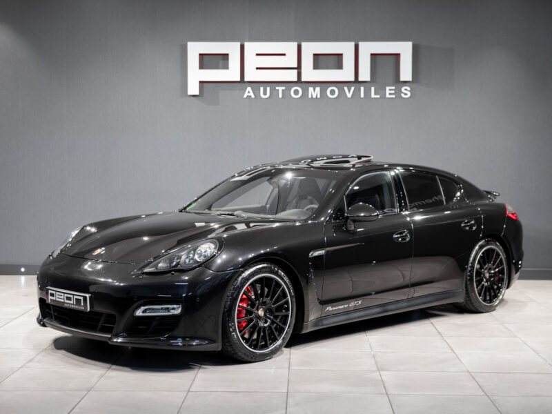 Porsche Panamera 4.8 V8 GTS