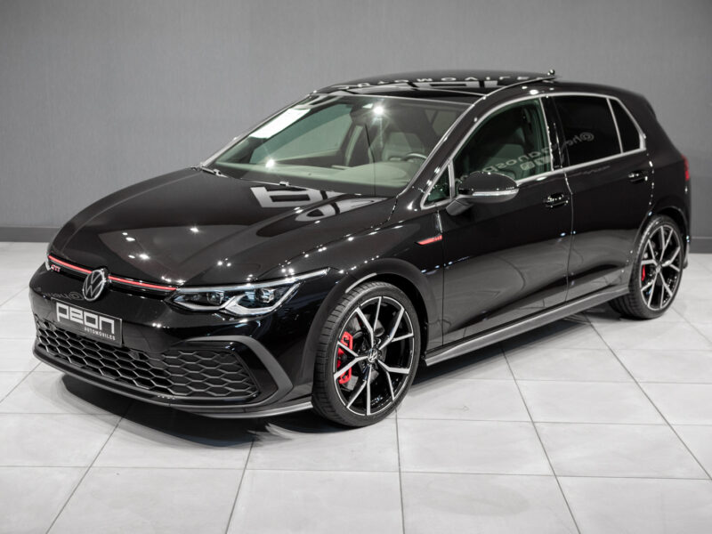 Volkswagen Golf 8 GTI 5p