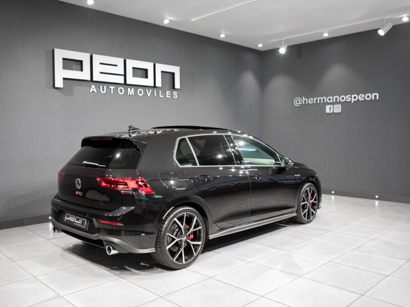 Volkswagen Golf 8 GTI 5p
