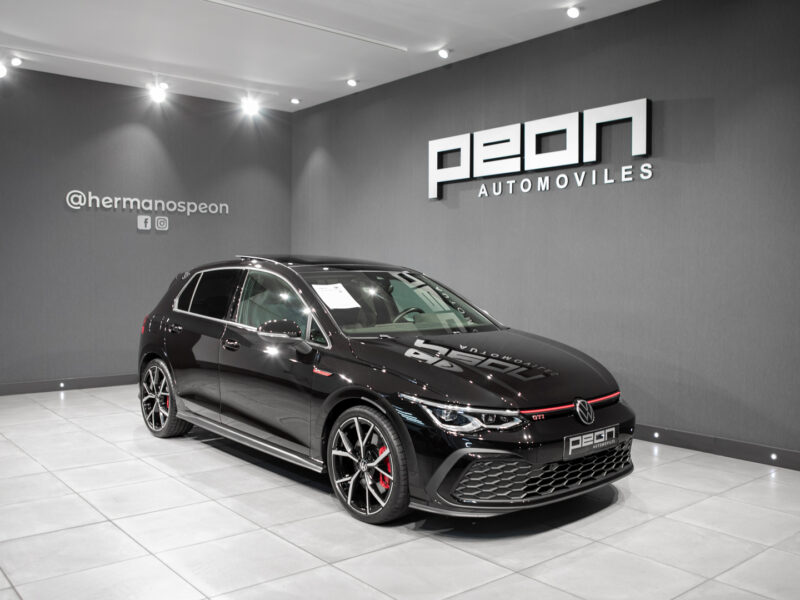 Volkswagen Golf 8 GTI 5p