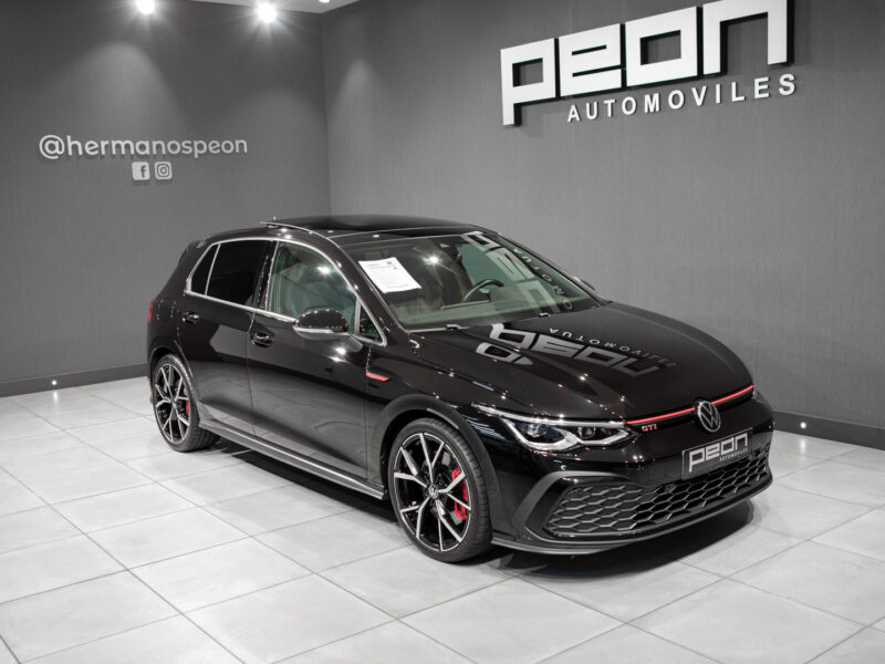 Volkswagen Golf 8 GTI 5p