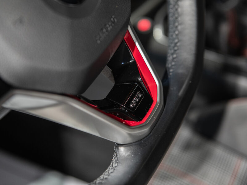 Volkswagen Golf 8 GTI 5p