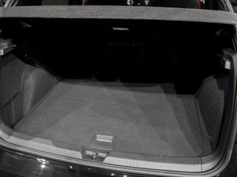 Volkswagen Golf 8 GTI 5p