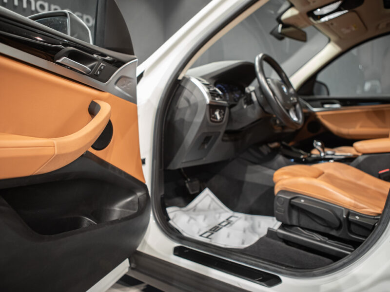 BMW X3 xDrive20dA X-Line